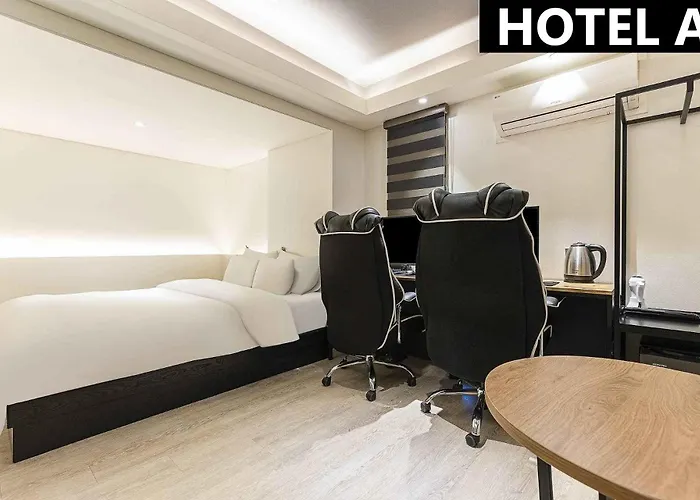 Hotel A